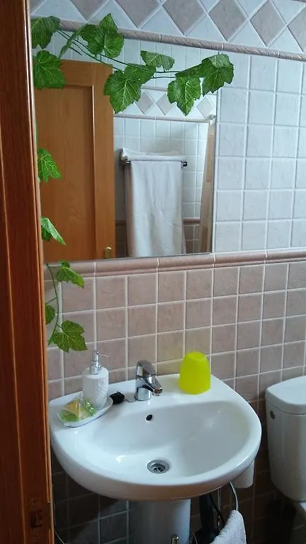 Hostal Sant Roc Botarell 0*,